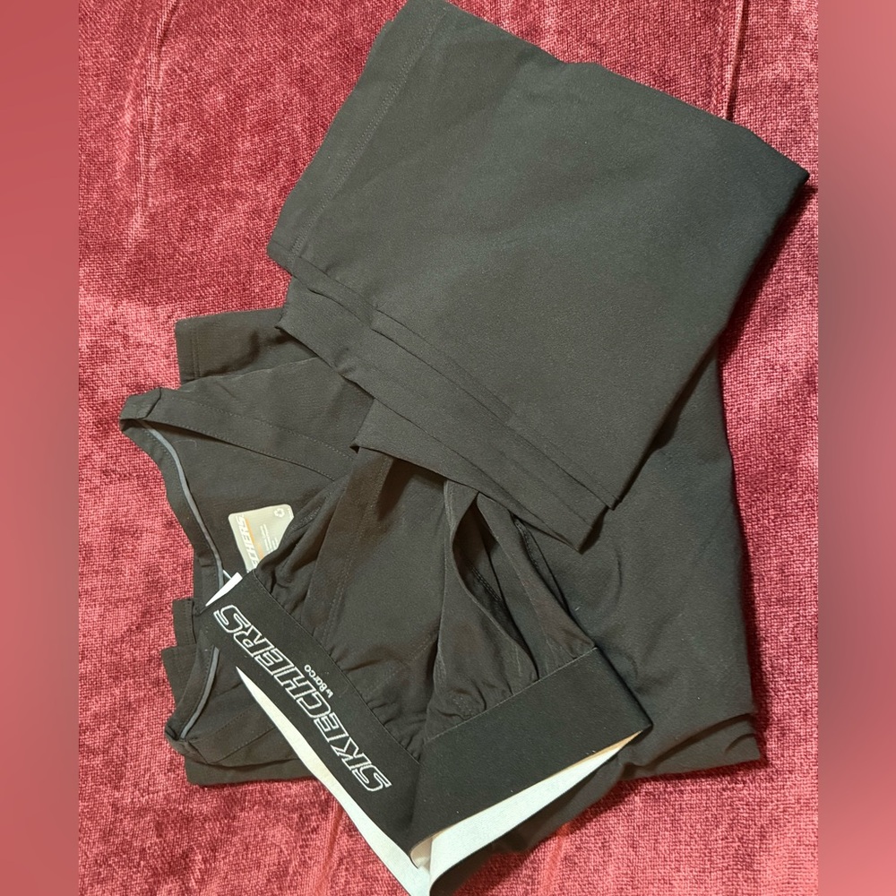 Sketchers scrubs